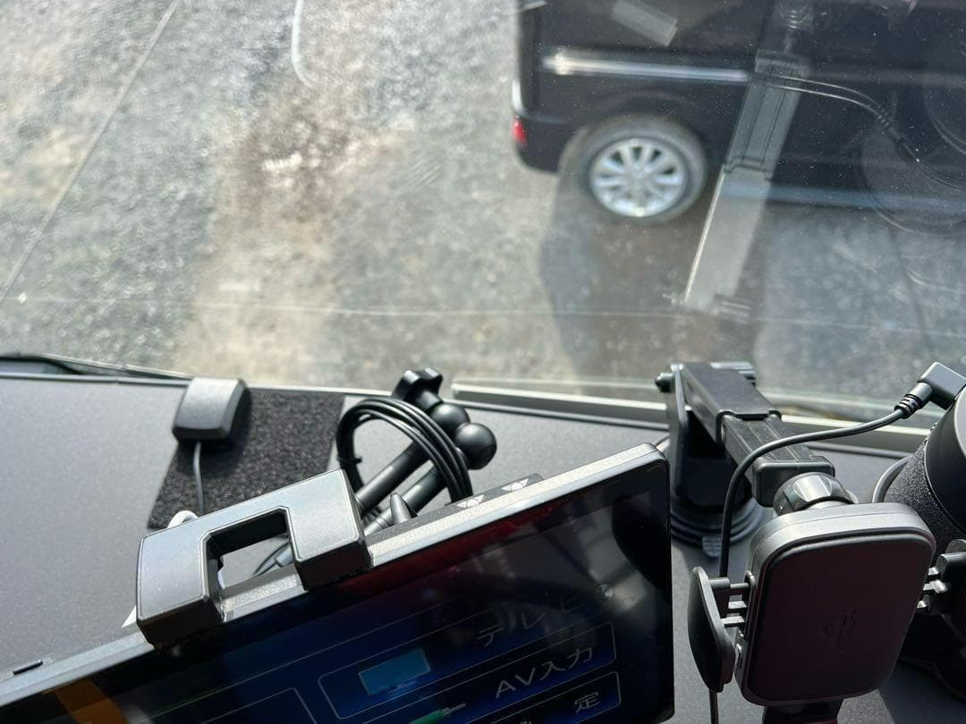 UD クオン 専用 フロント テーブル B type　ゴム製ガード付き