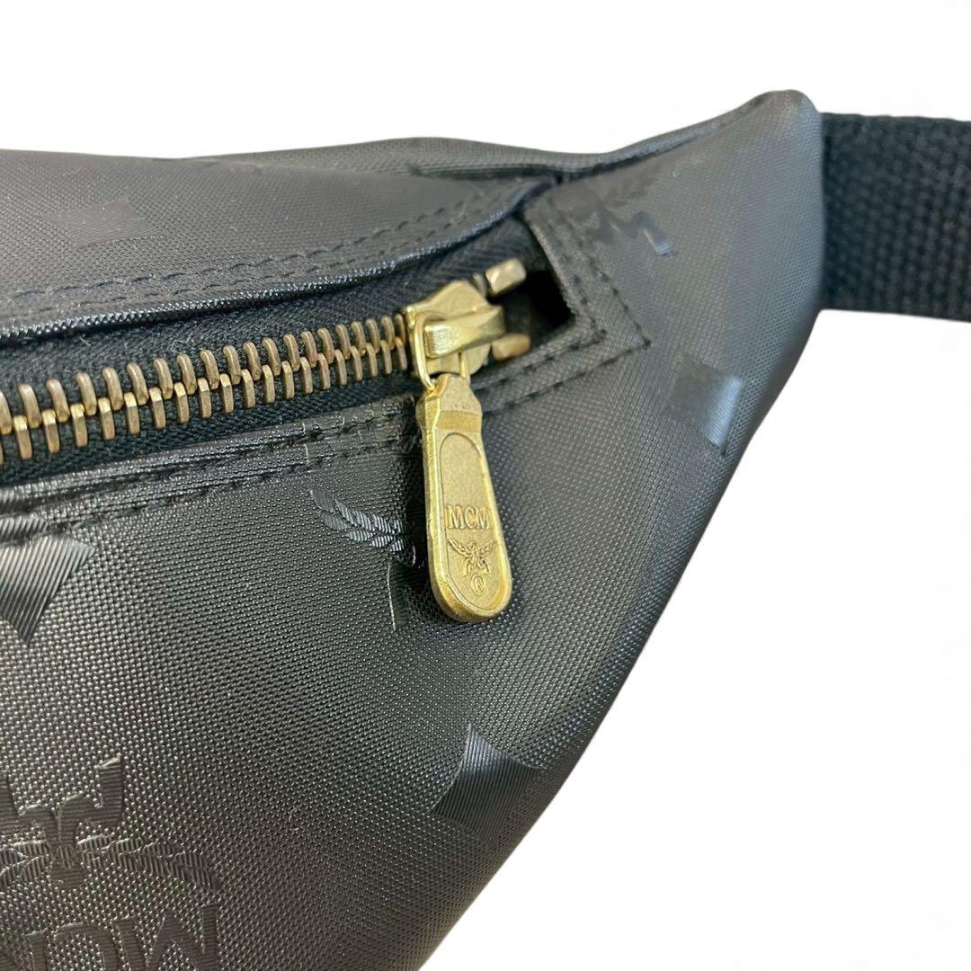 美品　MCM ボディバッグ　ヴィセトス柄　モノグラム　ブラック　ウエストバッグ