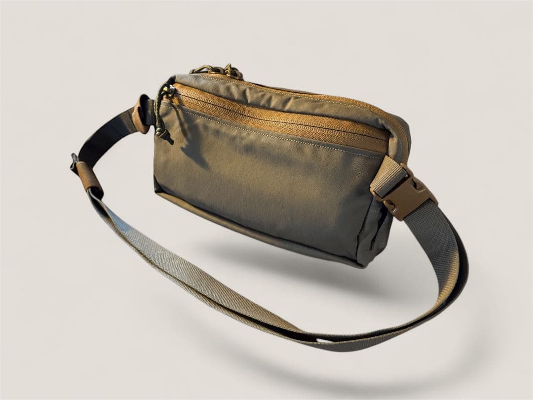 ファニーパック　レンジャーグリーン