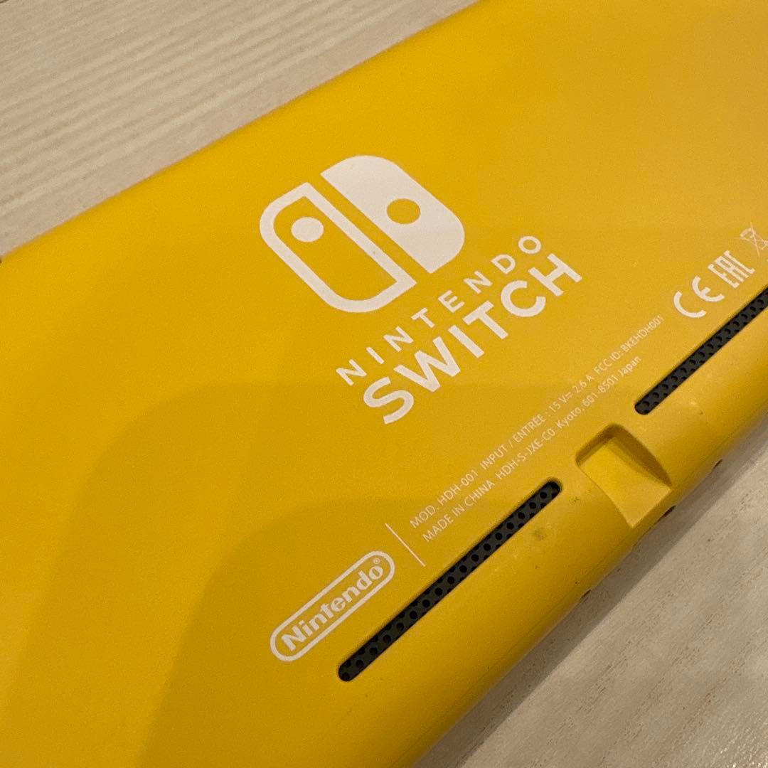 Nintendo Switch Lite 本体 黄色　動作良好／使用感少なめ