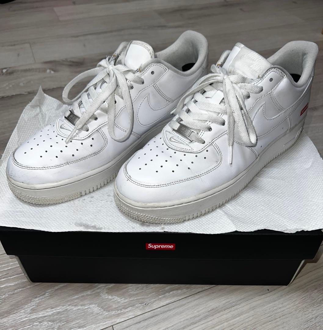 Supreme Nike Air Force 1 ホワイト シュプフォース1