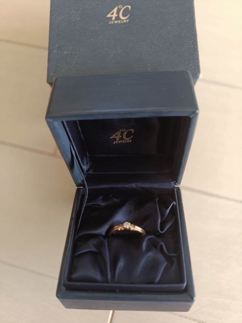4℃　18K リング