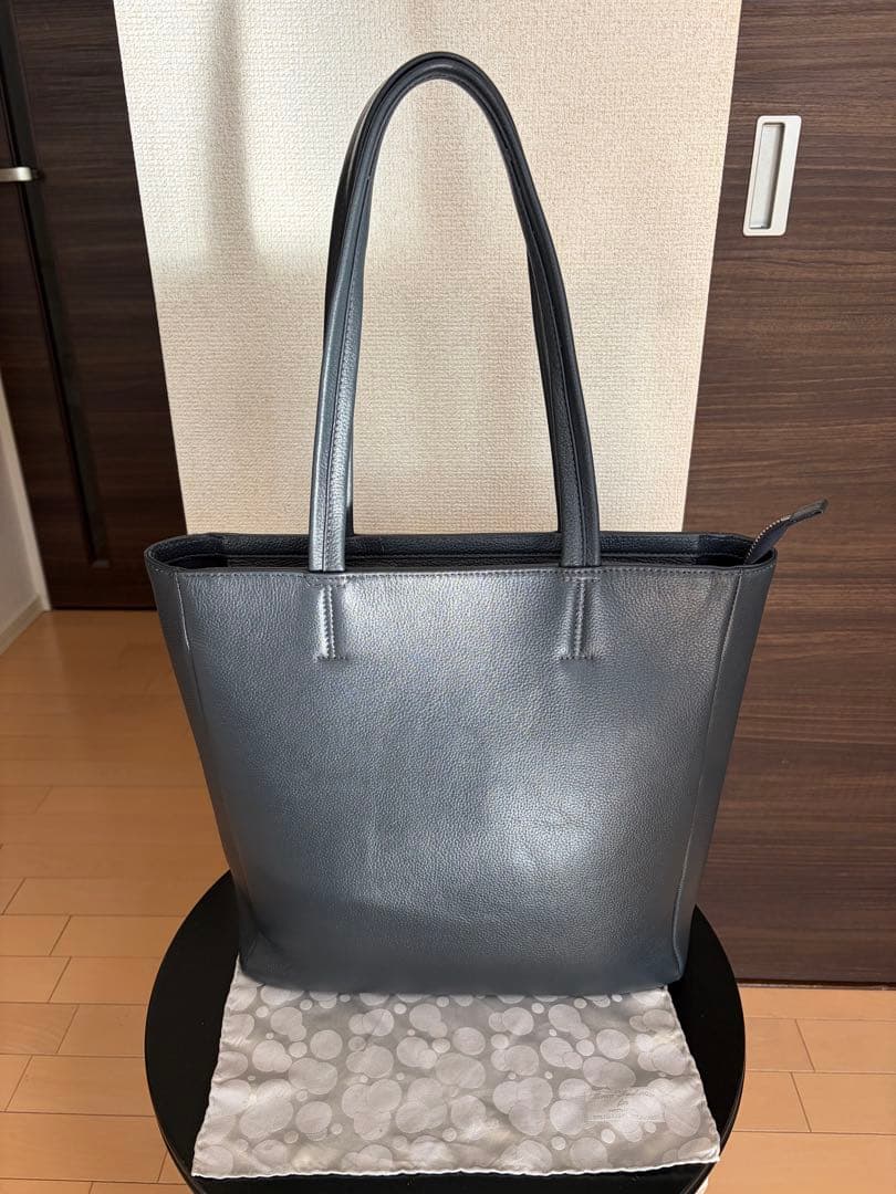 SHIPS スマート レザー ヴァーティカル トートバッグ