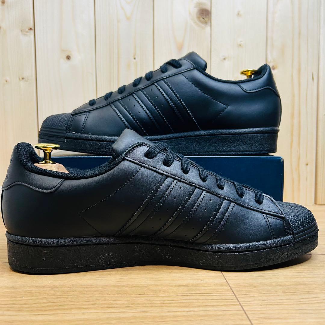未使用級 adidas SUPERSTAR コアブラック EG4957 28.5