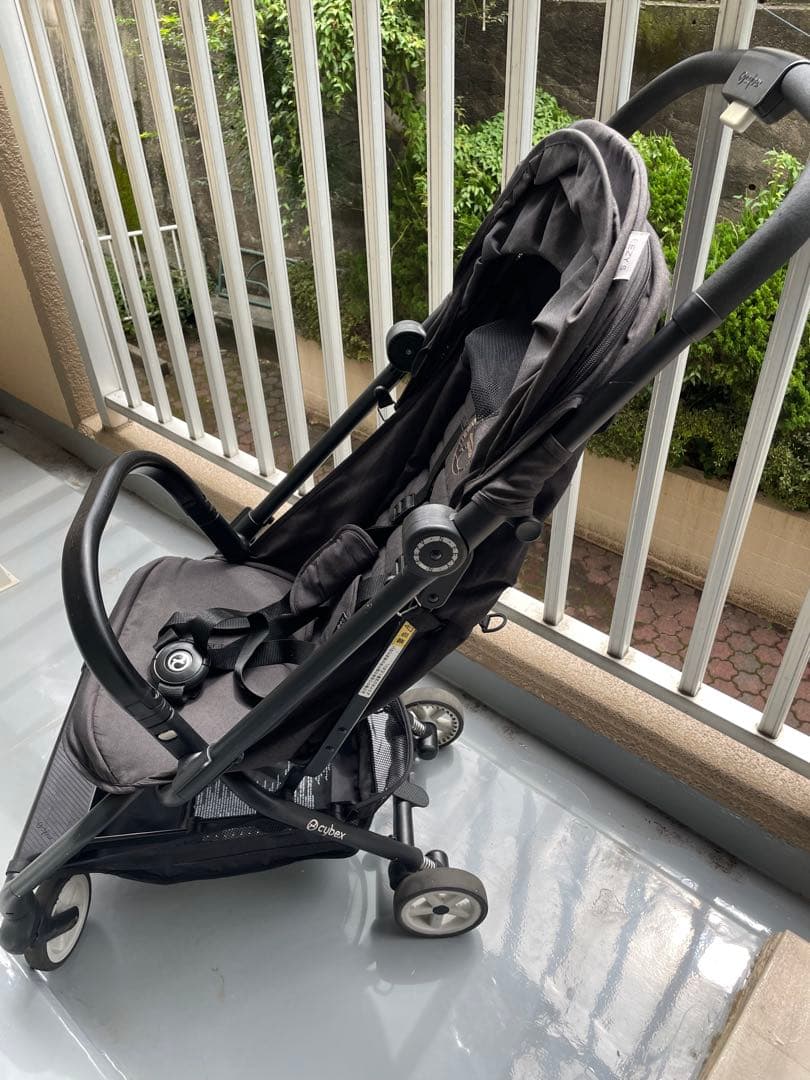 【へなちょこまま専用】Cybex サイベックス　イージーS ベビーカー ブラック