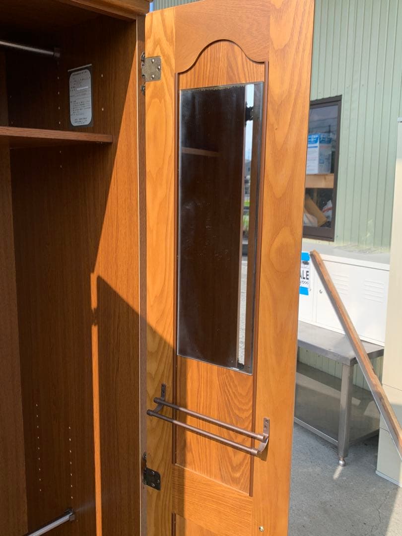 ナチュラルウッド　ワードローブ　鏡付き　(滋賀県内のみ)