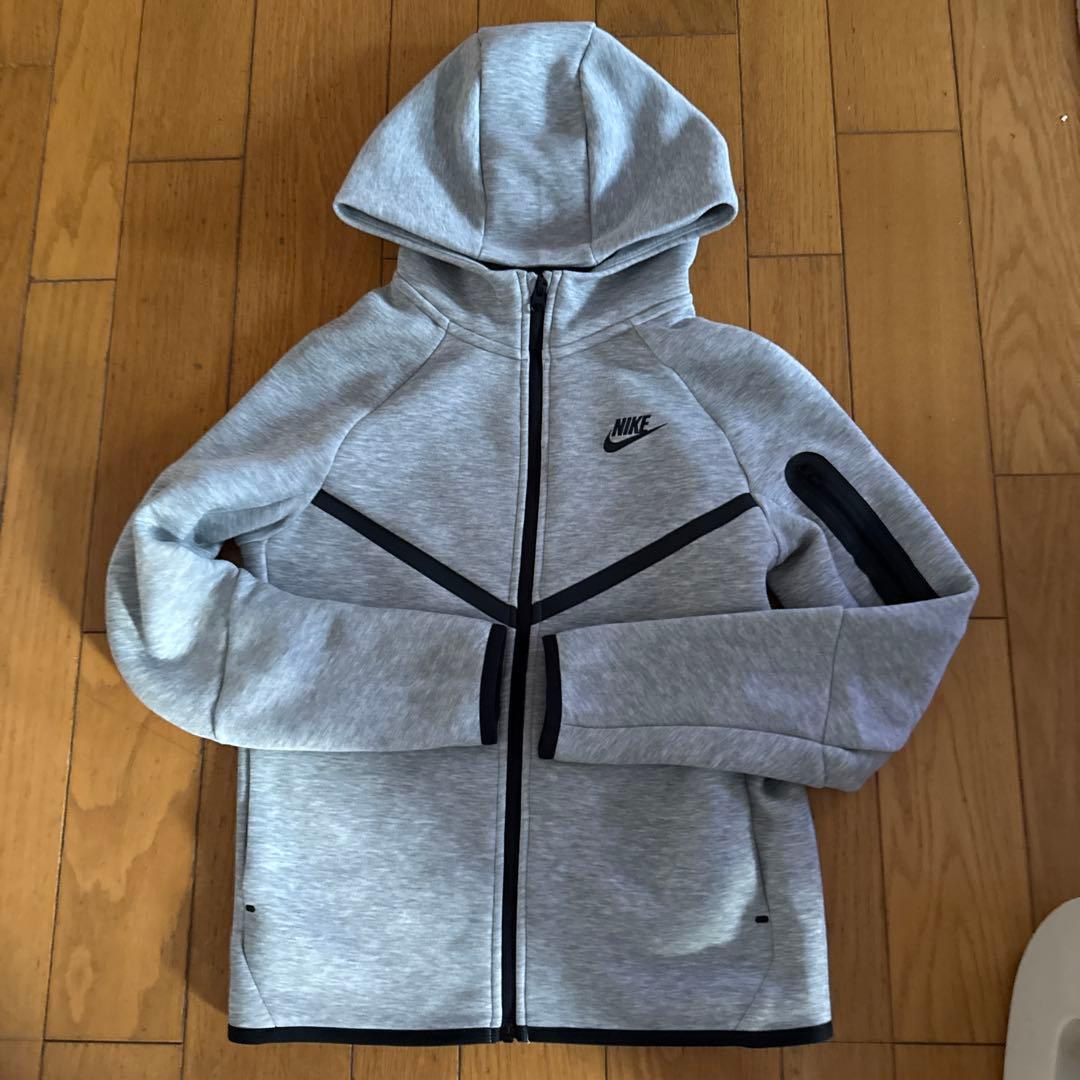 トップス Nike tech fleece