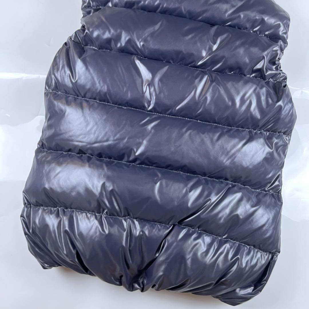 【極美品】DUVETICA デュベティカ ダウンベスト L フード付き 42