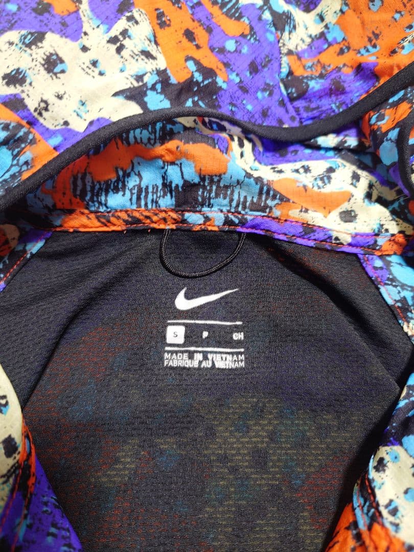 NIKE ナイキ WINDRUNNER カラフル迷彩柄ウィンドブレーカー