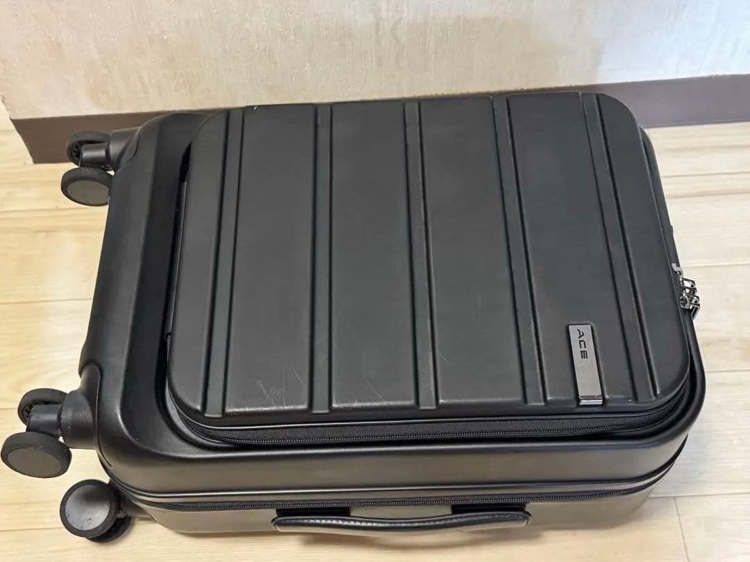 最終値下げ！ACE ブレッドボード スーツケース29L 機内持ち込み
