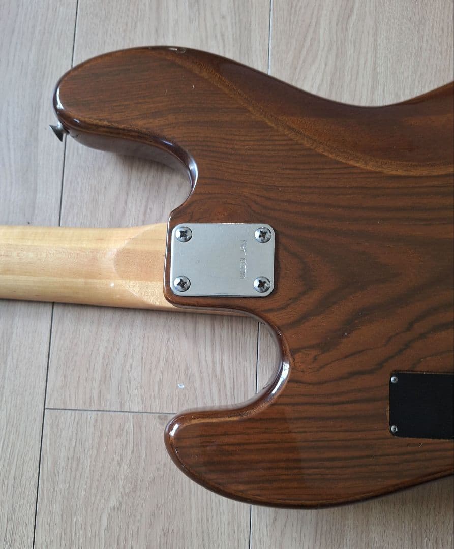 GRECO JB550 (改) グネコロゴ ジャズベース 70年代 ハードケース