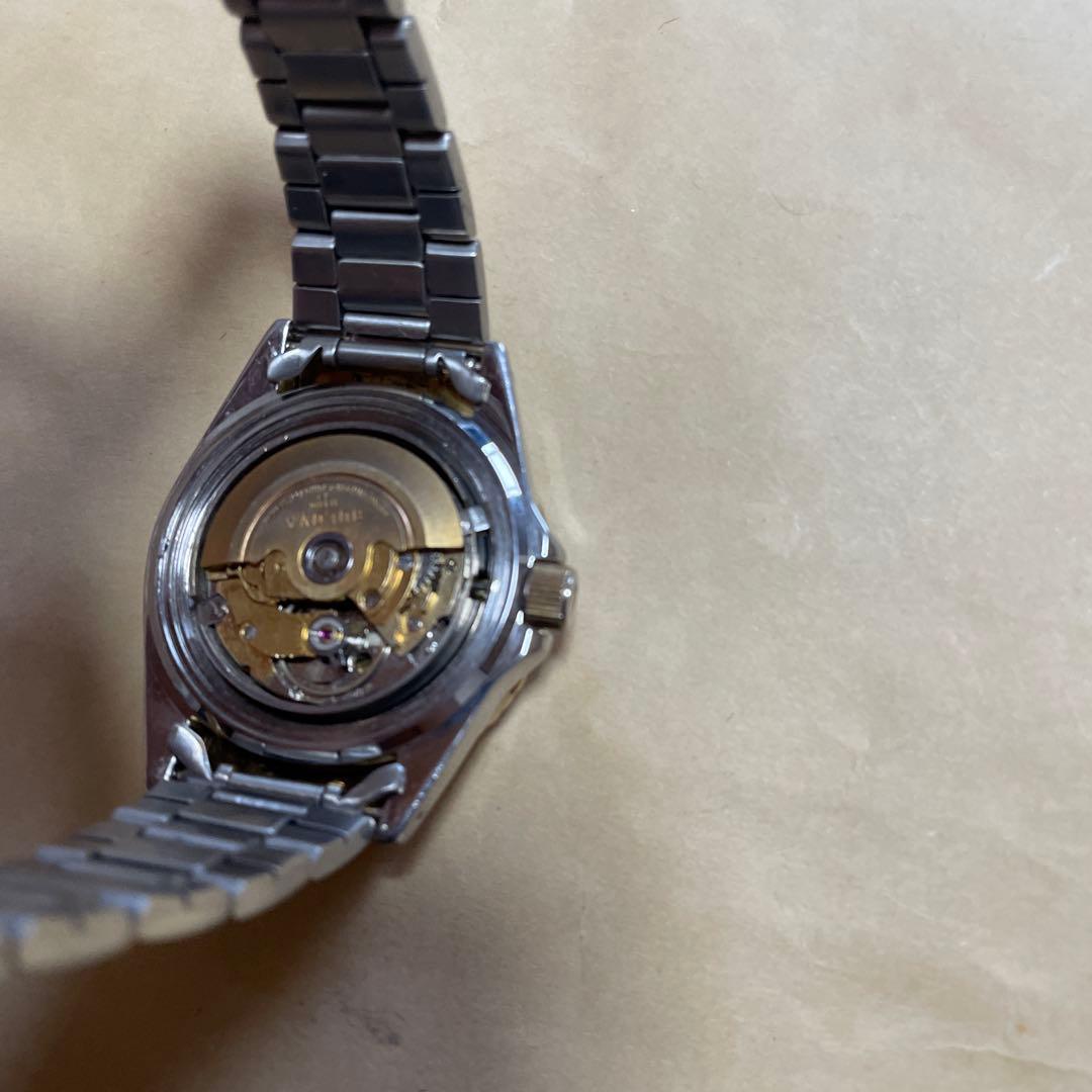 E*y様 Bulova 自動巻き 腕時計 金色/青色