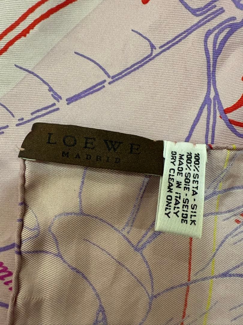 LOEWE ロエベ　花柄 大判　シルク100%スカーフ ピンク