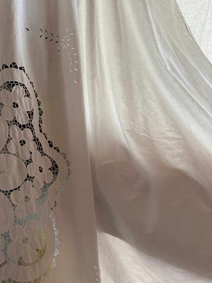 SALE❣️レア♡フランスアンティークஐ花刺繍のホワイトカーテンஐ⋆大判