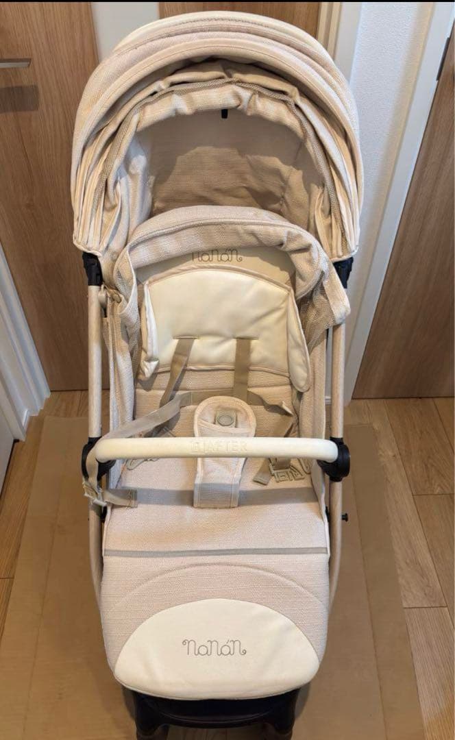 収納箱付きイタリア製　ナナン　nanan ベビーカー B.AFTER