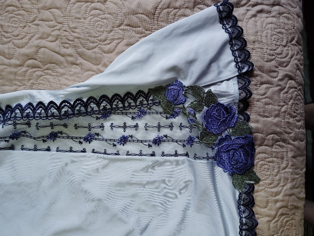 サルート Saluteキャミソール