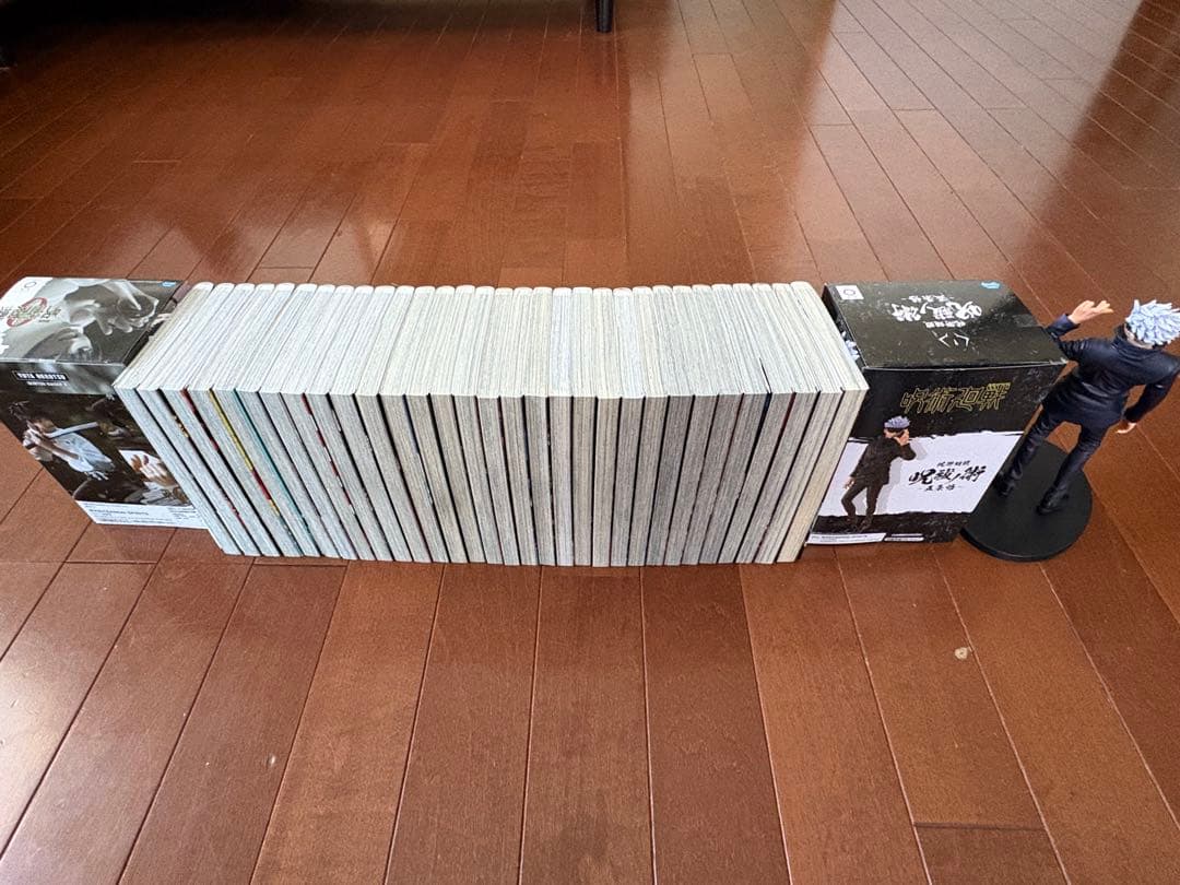 呪術廻戦全巻（0〜30巻） + フィギュア（五条悟、乙骨憂太）