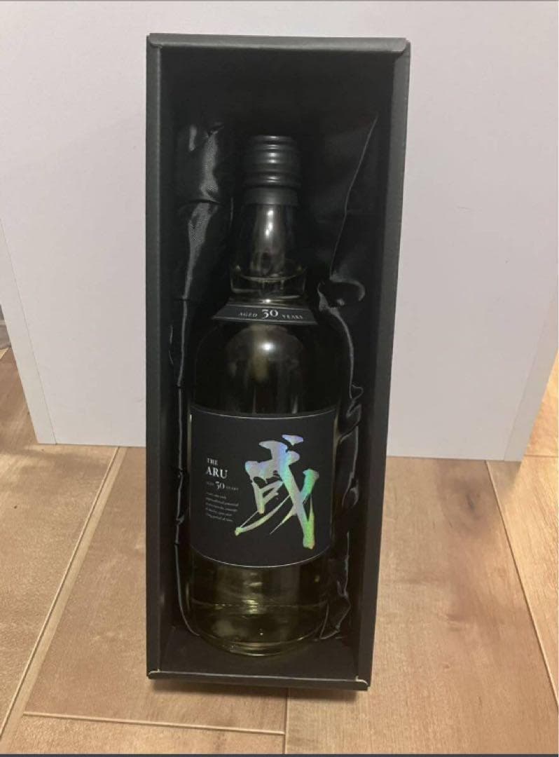 (幻の30年熟成)或 -aru- 麦焼酎 壱岐市 30 YEARS AGED