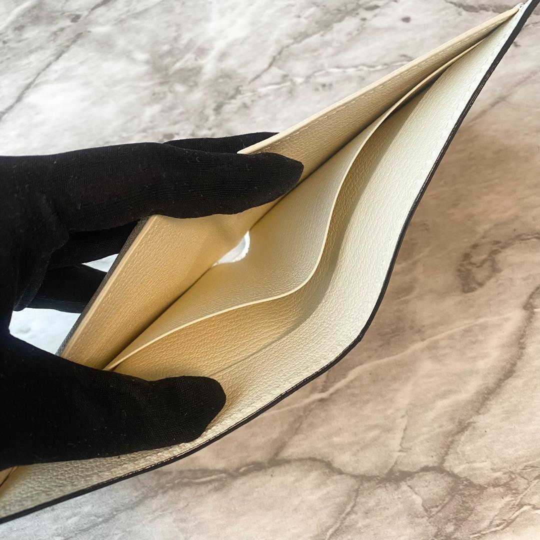 新品未使用【ラルコバレーノ】二つ折り財布 本革 メンズ ネイビー　2424