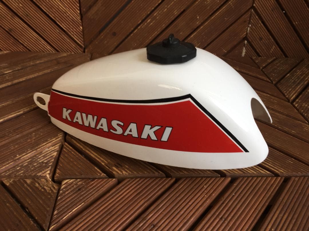 ら*り様 【70's KAWASAKI KV75 外装 一式】カワサキ MT-1