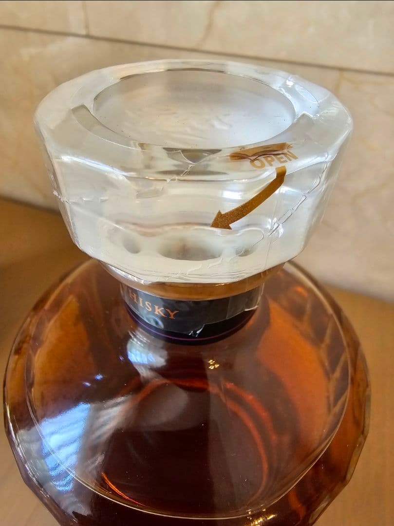 響 Japanese Harmony 700ml 【箱にへこみ有り】