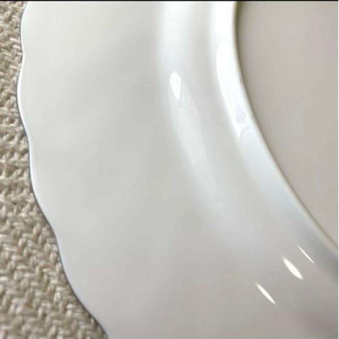 Noritake ボーンチャイナ ホワイト 銀縁 波型丸大皿 ノリタケ