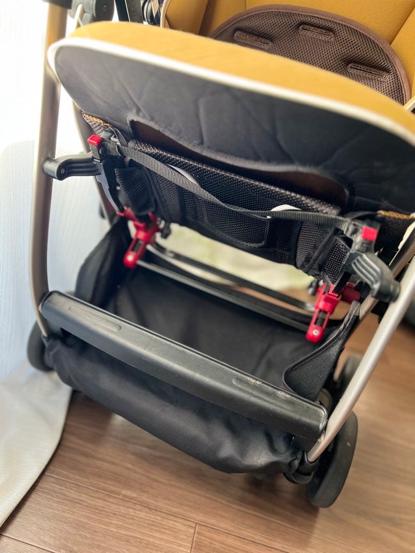 アップリカ　オプティア クッション　マスタードゴールド A型ベビーカー　両対面