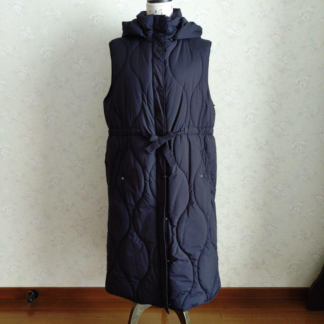 ZARA フード付きブラックキルティングダウンベスト