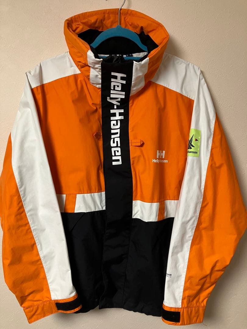 Helly Hansen ベリーハンセン　スキーウェア　スノボウェア