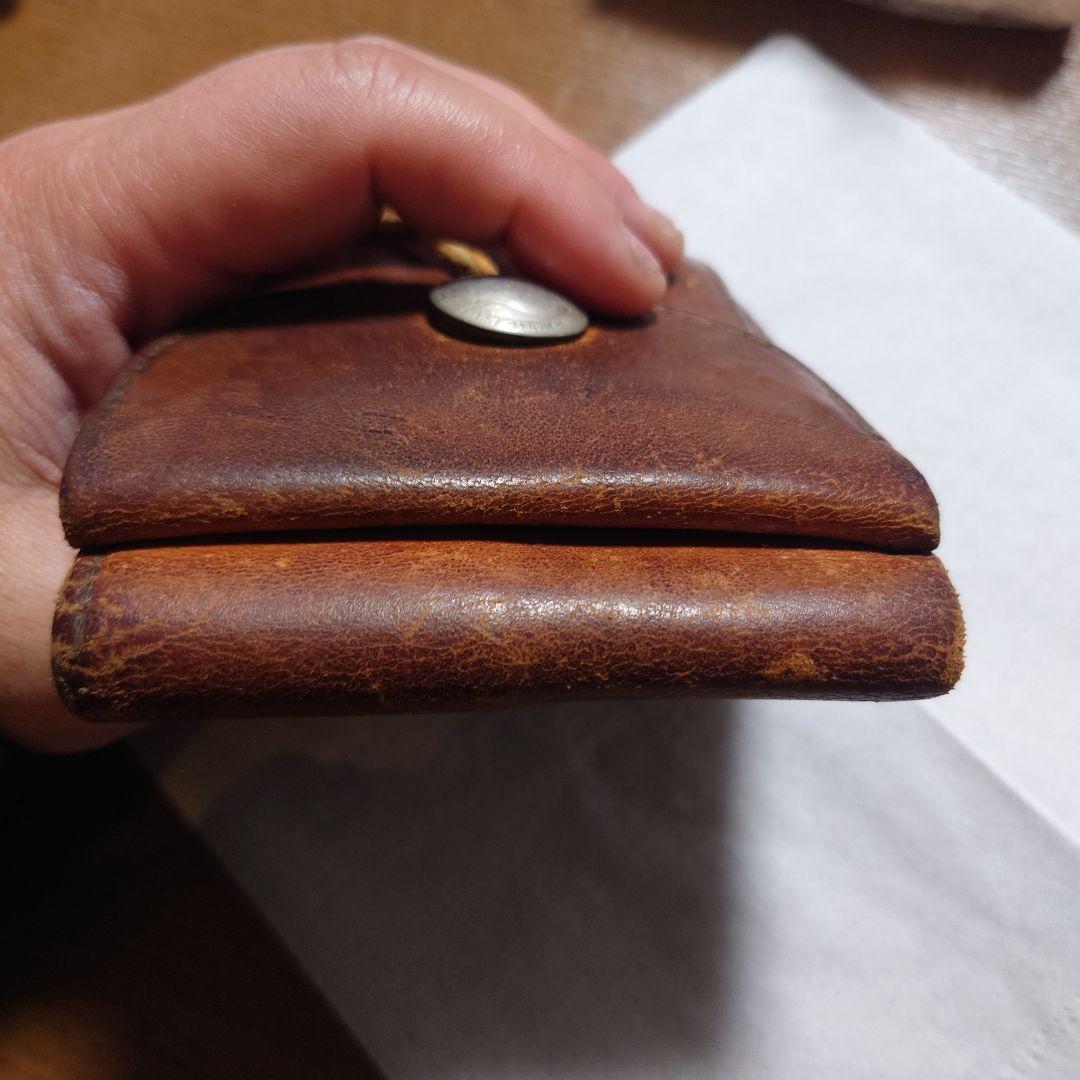 ゴローズ 二つ折り財布 茶色 　コンチョ付き