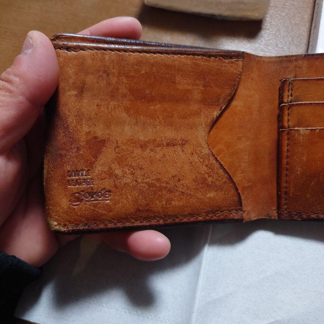 ゴローズ 二つ折り財布 茶色 　コンチョ付き