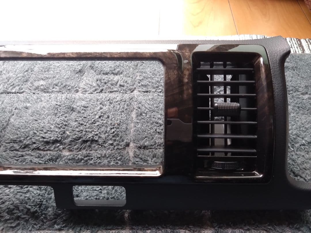 200系ハイエースナロー用木目調センタークラスター