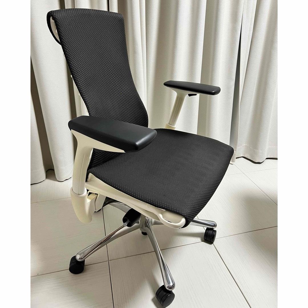 エンボディチェア　Embody Chair