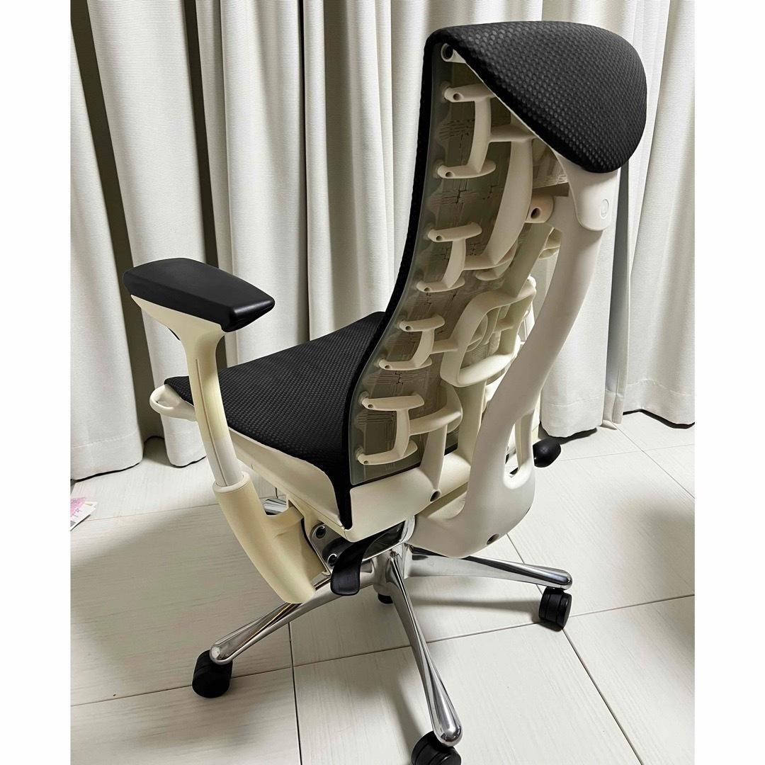 エンボディチェア　Embody Chair