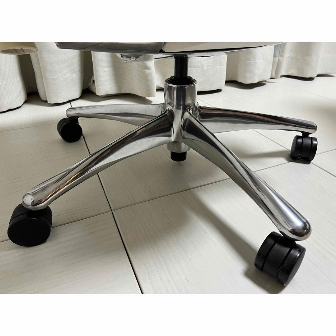 エンボディチェア　Embody Chair