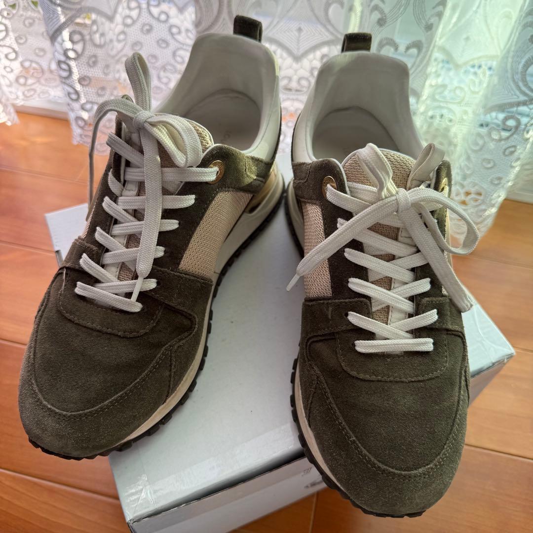 Louis Vuitton オリーブグリーン スニーカー