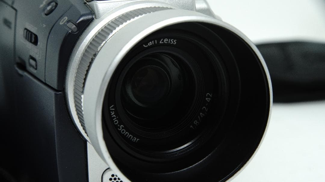 【U2024】 SONY Handycam DCR-TRV50 ソニー