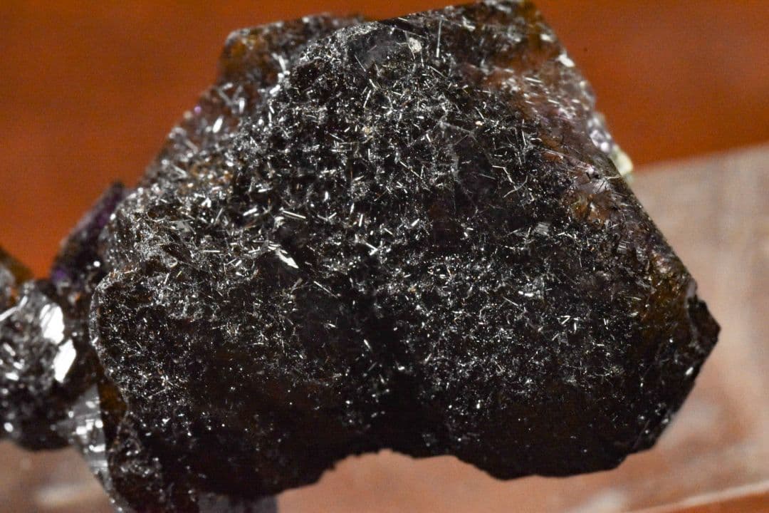 インド カルール産 ゲーサイトビッシリのブラックアメジスト