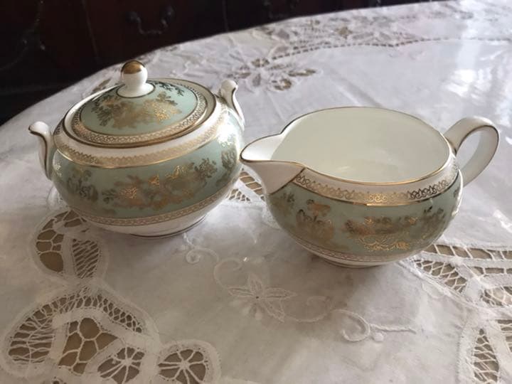 イギリス　ウェッジウッド　セージグリーン　砂糖&ミルクセット