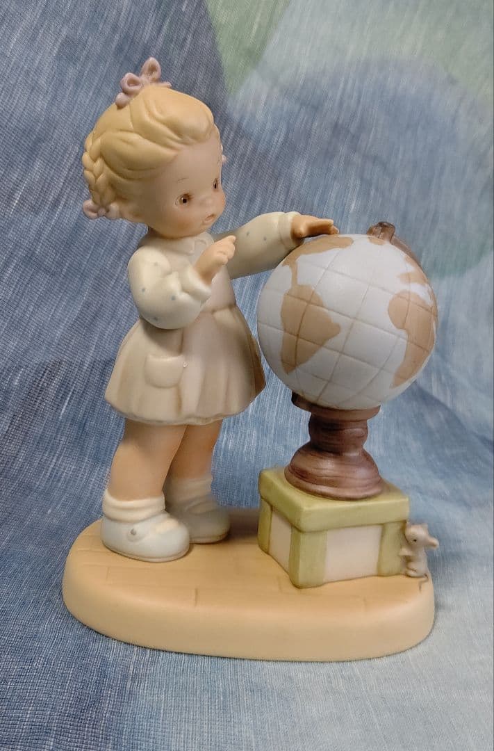 マーベルルーシーアトウェル \