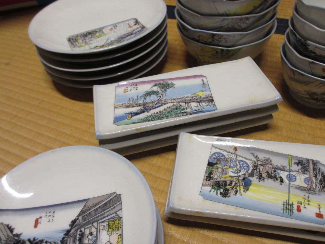 東海道五十三次柄の茶碗皿