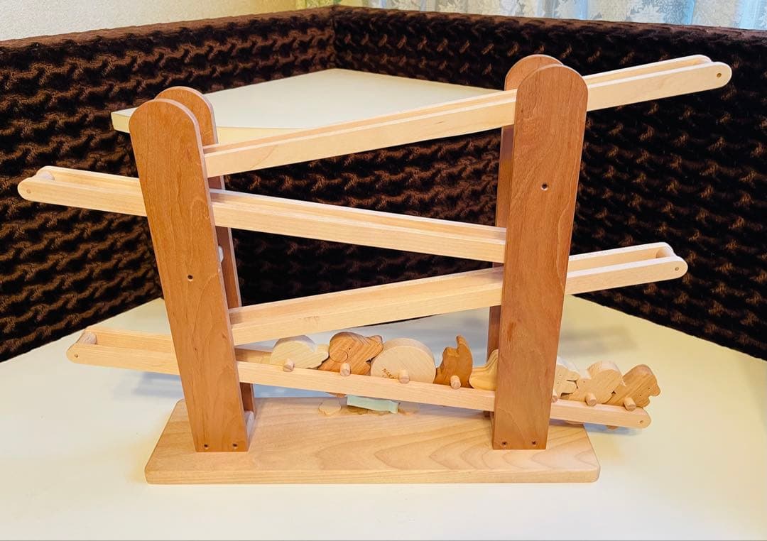 なかよしライブラリー　ころころ動物　木製スロープ　皇室御用達　知育玩具　木製玩具