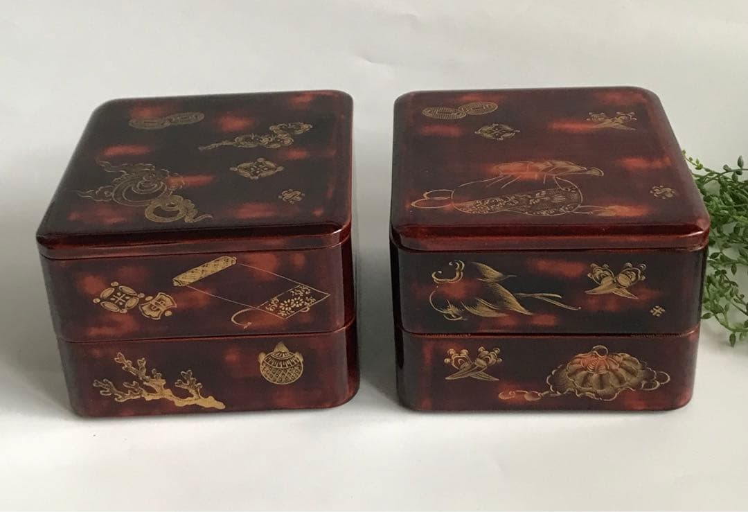 当時物 漆塗り 沈金 金蒔絵 天然木 4段重箱