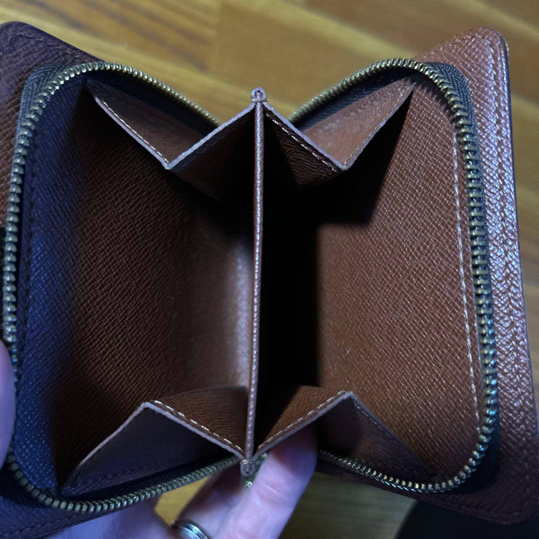 ルイヴィトン モノグラム コンパクトジップ 二つ折り財布 正規品