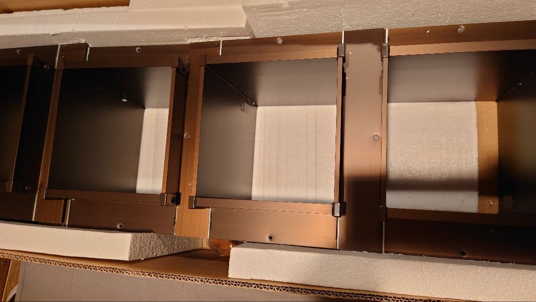 天窓など創意工夫に小さなアルミサッシ4個セット　ドゥーパやDIY、小屋作りに