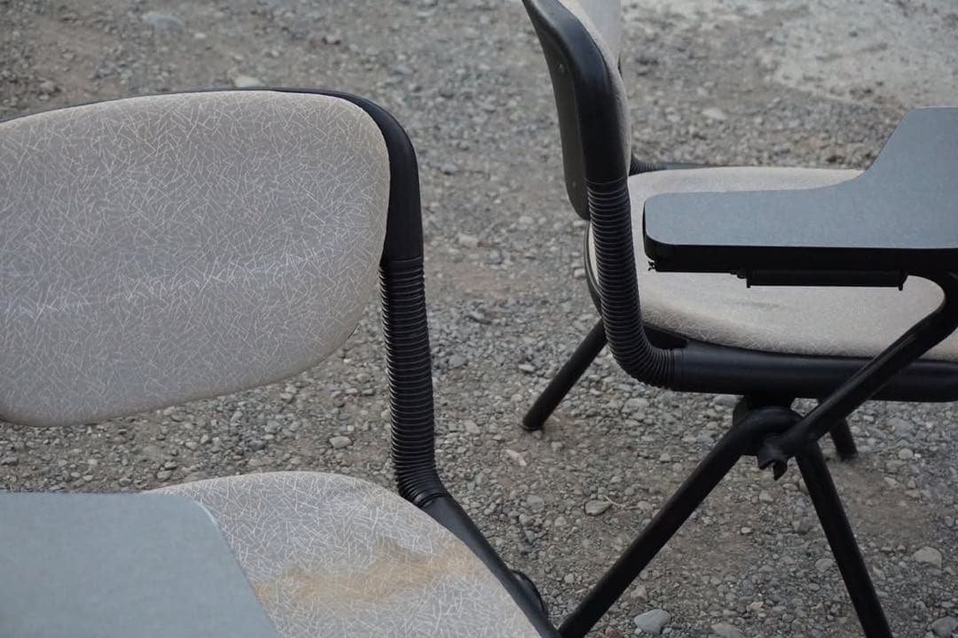 ITOKI \"vertebra\" スタッキングミーティングチェア