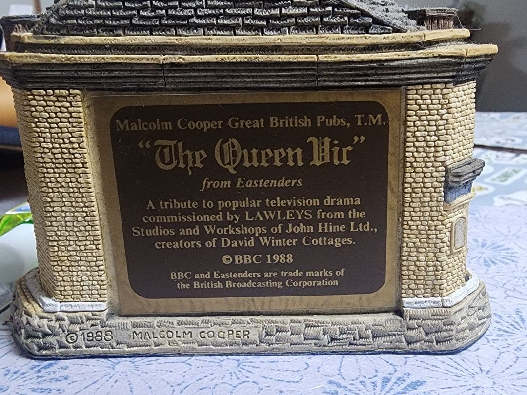 置物 Great British Pubs