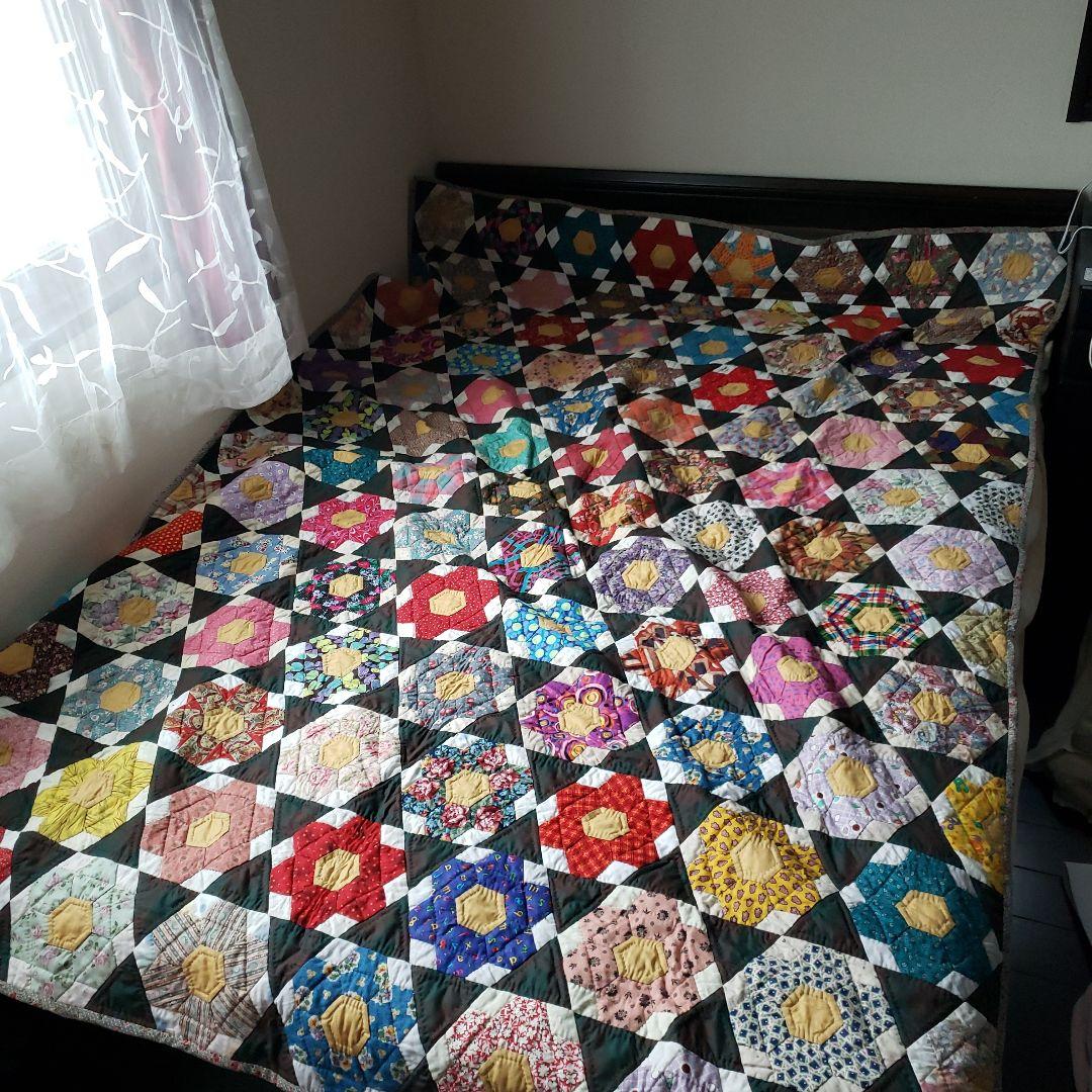 パッチワーク ベッドカバーハンドメイド