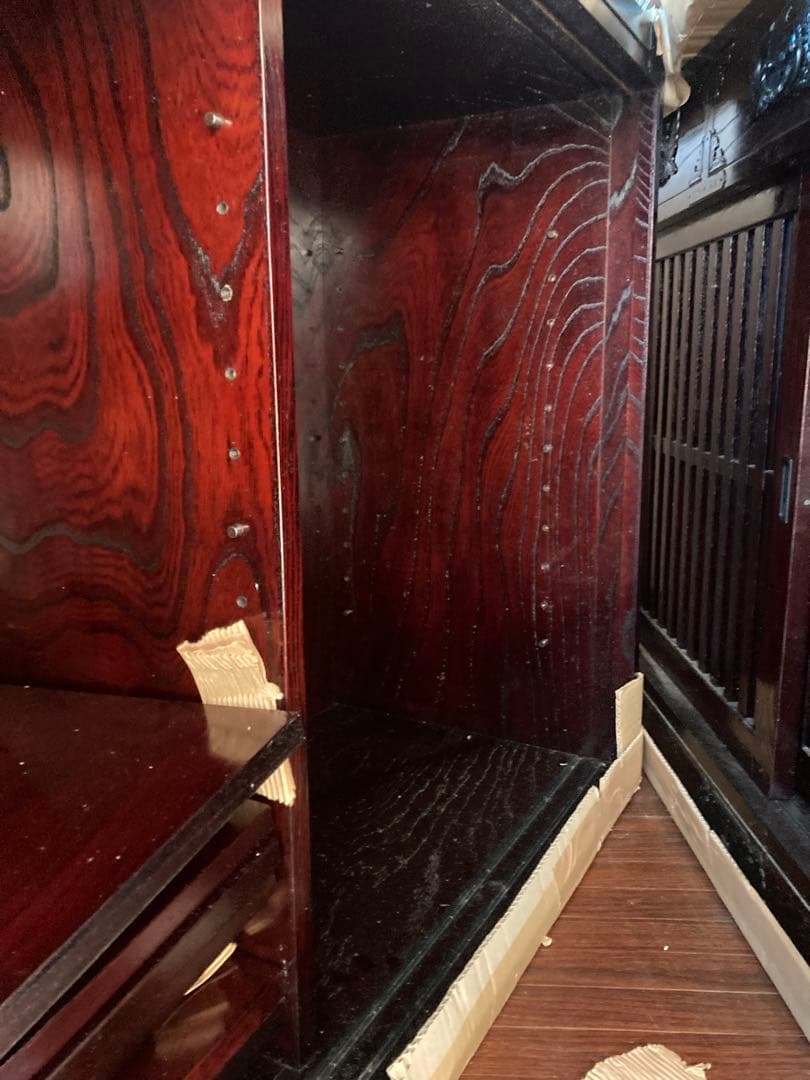 【送料込み】漆　食器棚