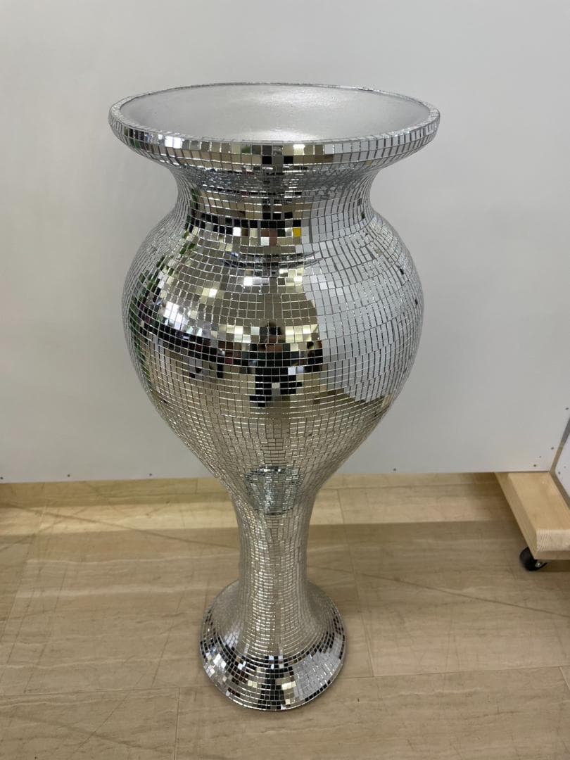 キラキラ　ミラー　スタンド　コラム　花台　飾り台　コレクション　置物　コロン